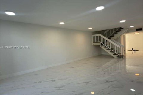 Adosado en alquiler en Plantation, Florida, 3 dormitorios, 201.6 m2 № 2017724 - foto 21