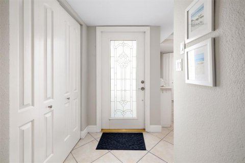 Condominio en alquiler en Sarasota, Florida, 2 dormitorios, 108.51 m2 № 2118245 - foto 3
