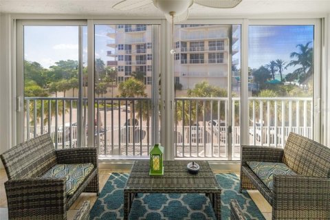 Condominio en alquiler en Sarasota, Florida, 2 dormitorios, 108.51 m2 № 2118245 - foto 14
