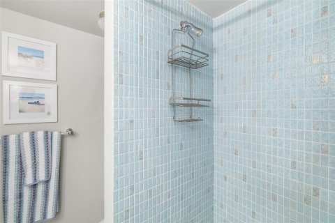 Condominio en alquiler en Sarasota, Florida, 2 dormitorios, 108.51 m2 № 2118245 - foto 23