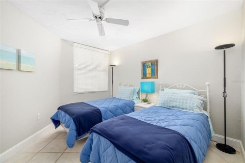 Condominio en alquiler en Sarasota, Florida, 2 dormitorios, 108.51 m2 № 2118245 - foto 24