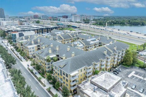 Купить кондоминиум в Орландо, Флорида 4 комнаты, 99.41м2, № 1846527 - фото 30