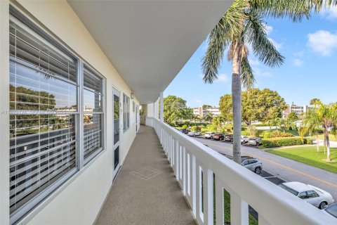 Condominio en venta en Deerfield Beach, Florida, 2 dormitorios, 92.9 m2 № 1989081 - foto 6