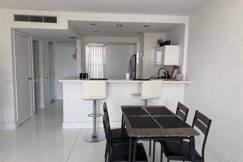 Condo in Aventura, Florida, 1 bedroom  № 2178858 - photo 4