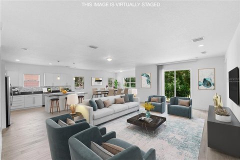 Villa ou maison à vendre à Apopka, Floride: 4 chambres, 249.54 m2 № 1774806 - photo 2