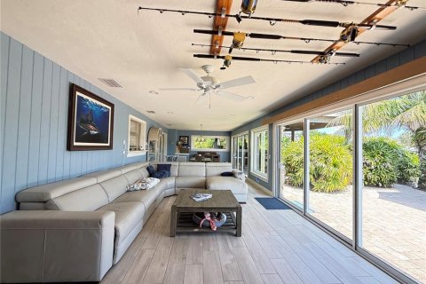Casa en venta en New Smyrna Beach, Florida, 3 dormitorios, 238.76 m2 № 2215801 - foto 13