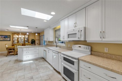 Casa en venta en New Smyrna Beach, Florida, 3 dormitorios, 238.76 m2 № 2215801 - foto 24