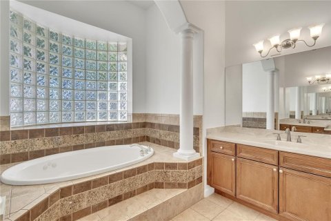 Villa ou maison à louer à Windermere, Floride: 6 chambres, 374.21 m2 № 2112383 - photo 16