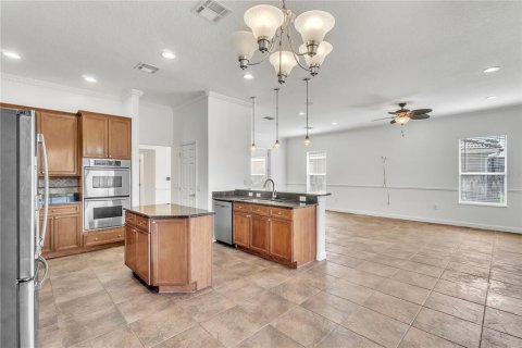 Villa ou maison à louer à Windermere, Floride: 6 chambres, 374.21 m2 № 2112383 - photo 8