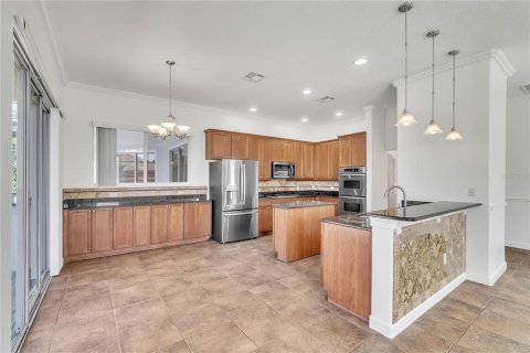 Villa ou maison à louer à Windermere, Floride: 6 chambres, 374.21 m2 № 2112383 - photo 6