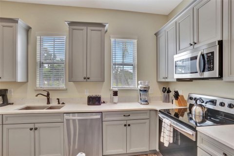 Casa en venta en Kissimmee, Florida, 3 dormitorios, 145.3 m2 № 1885144 - foto 6