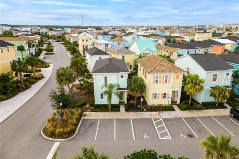 Casa en venta en Kissimmee, Florida, 3 dormitorios, 145.3 m2 № 1885144 - foto 2
