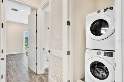Casa en venta en Kissimmee, Florida, 3 dormitorios, 145.3 m2 № 1885144 - foto 25