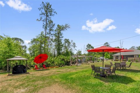House in DeLand, Florida 3 bedrooms, 126.72 sq.m. № 1657087 - photo 26