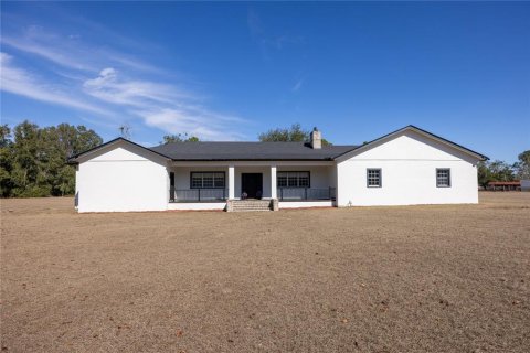 House in Live Oak, Florida 4 bedrooms, 479.38 sq.m. № 2127450 - photo 9