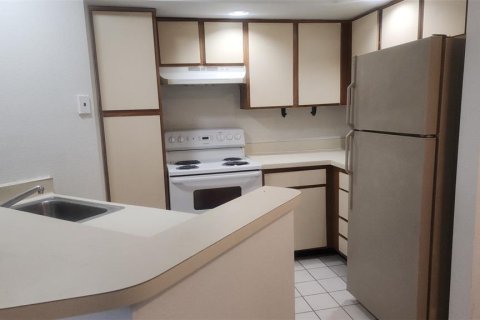 Купить кондоминиум в Орландо, Флорида 3 комнаты, 68.28м2, № 2098716 - фото 5
