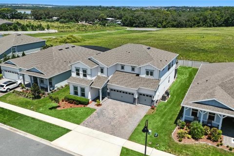 House in Winter Garden, Florida 5 bedrooms, 421.87 sq.m. № 1858102 - photo 3