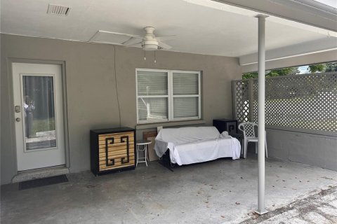 House in Dunedin, Florida 2 bedrooms, 82.13 sq.m. № 1904145 - photo 12