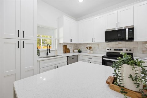 Villa ou maison à vendre à Citrus Springs, Floride: 3 chambres, 139.17 m2 № 2136585 - photo 16