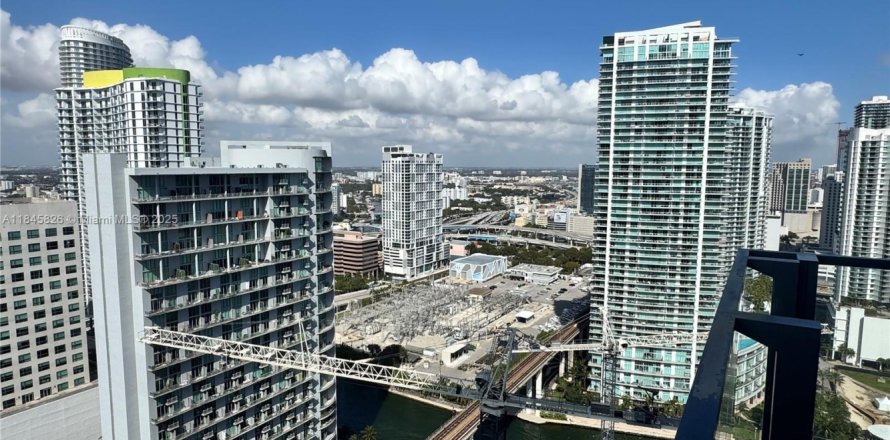 Condo à Miami, Floride, 3 chambres № 1872611