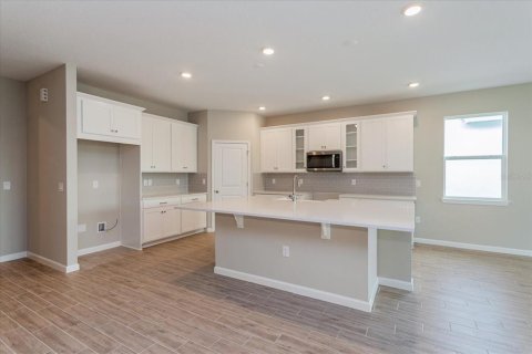 Casa en venta en Winter Garden, Florida, 5 dormitorios, 285.77 m2 № 2388251 - foto 2