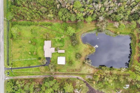 House in Lakeland, Florida 3 bedrooms, 201.88 sq.m. № 1904048 - photo 6