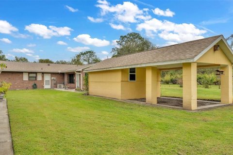 House in Lakeland, Florida 3 bedrooms, 201.88 sq.m. № 1904048 - photo 14