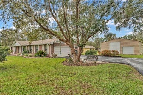 House in Lakeland, Florida 3 bedrooms, 201.88 sq.m. № 1904048 - photo 3