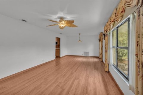 House in Lakeland, Florida 3 bedrooms, 201.88 sq.m. № 1904048 - photo 23