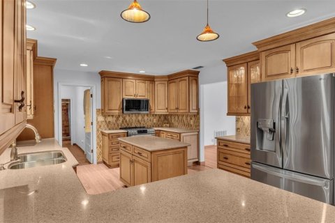 House in Lakeland, Florida 3 bedrooms, 201.88 sq.m. № 1904048 - photo 18