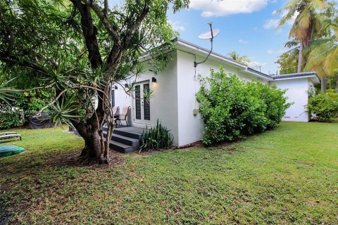 Villa ou maison à vendre à Miami, Floride: 3 chambres, 170.85 m2 № 1975543 - photo 22