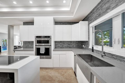 Villa ou maison à vendre à Fort Lauderdale, Floride: 4 chambres, 272.95 m2 № 2320023 - photo 19