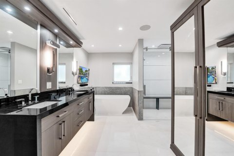 Villa ou maison à vendre à Fort Lauderdale, Floride: 4 chambres, 272.95 m2 № 2320023 - photo 12