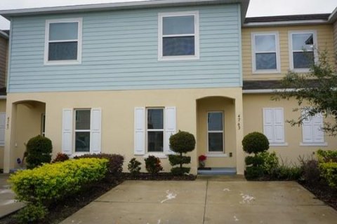 Adosado en Kissimmee, Florida 3 dormitorios, 163.69 m2 № 2112182