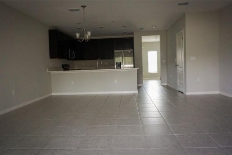Adosado en alquiler en Kissimmee, Florida, 3 dormitorios, 163.69 m2 № 2112182 - foto 3