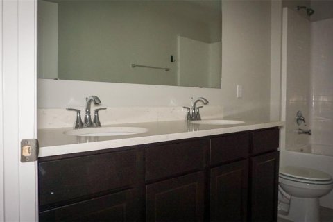 Adosado en alquiler en Kissimmee, Florida, 3 dormitorios, 163.69 m2 № 2112182 - foto 5