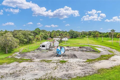 Commercial property in St. Lucie, Florida № 2082034 - photo 17