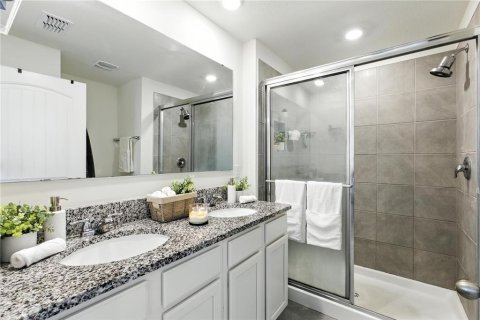 Townhouse in Winter Garden, Florida 3 bedrooms, 145.67 sq.m. № 1803109 - photo 18