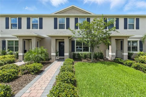 Townhouse in Winter Garden, Florida 3 bedrooms, 145.67 sq.m. № 1803109 - photo 1