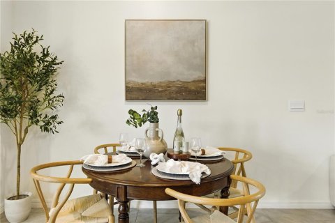 Townhouse in Winter Garden, Florida 3 bedrooms, 145.67 sq.m. № 1803109 - photo 4