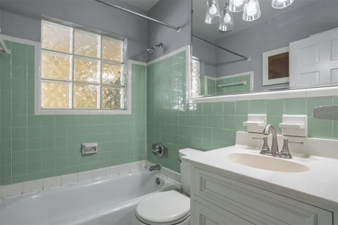 Villa ou maison à vendre à Tampa, Floride: 3 chambres, 104.05 m2 № 2114447 - photo 10
