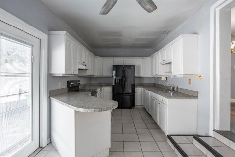 Villa ou maison à vendre à Tampa, Floride: 3 chambres, 104.05 m2 № 2114447 - photo 7