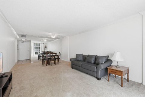 Condominio en alquiler en South Palm Beach, Florida, 1 dormitorio, 72.93 m2 № 2077823 - foto 3