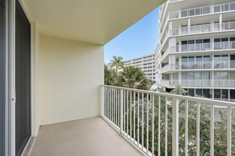 Condominio en alquiler en South Palm Beach, Florida, 1 dormitorio, 72.93 m2 № 2077823 - foto 12