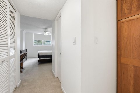 Condominio en alquiler en South Palm Beach, Florida, 1 dormitorio, 72.93 m2 № 2077823 - foto 16