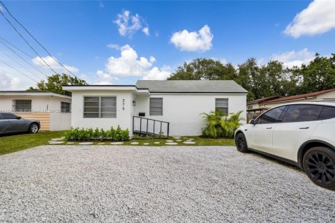 Villa ou maison à louer à Miami, Floride: 3 chambres, 100.8 m2 № 1893250 - photo 4