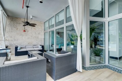 Condominio en venta en Miami Beach, Florida, 51.28 m2 № 1830920 - foto 24
