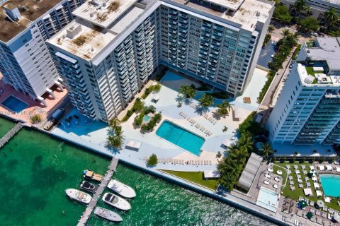 Condominio en venta en Miami Beach, Florida, 51.28 m2 № 1830920 - foto 6
