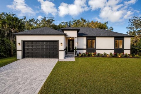 Villa ou maison à Port Charlotte, Floride 4 chambres, 200.95 m2 № 2166990
