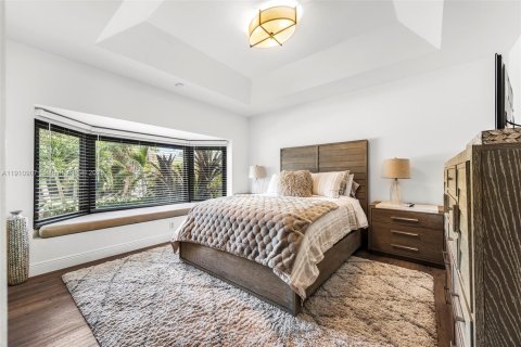 Villa ou maison à vendre à North Miami Beach, Floride: 5 chambres, 315.68 m2 № 1969043 - photo 29